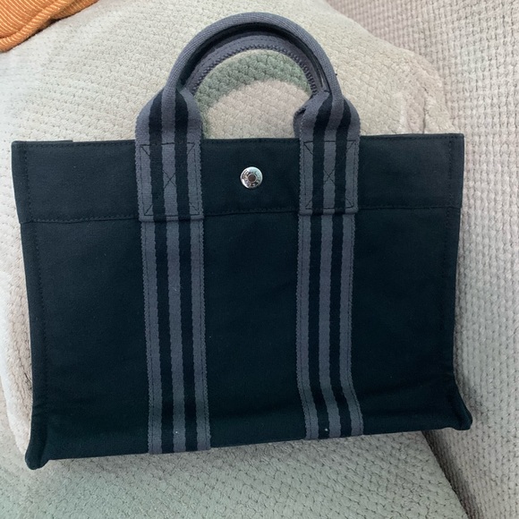 Used Hermes Herline Black Canvas Small Tote Bag - Picture 2 of 6